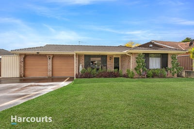 /international/au/11-solander-drive-st-clair-nsw-152282680/