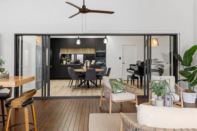 /international/au/23-myrtle-place-mountain-creek-qld-151204112/