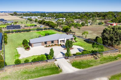 /international/au/106-garonne-drive-bannockburn-vic-151214632/