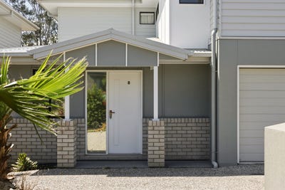 /international/au/8-1-barcoo-drive-logan-reserve-qld-152544392/