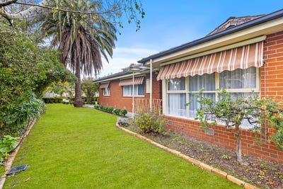 /international/au/12-johnson-drive-glen-waverley-vic-151326752/