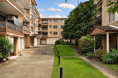 /international/au/24-26a-wolli-creek-road-banksia-nsw-151207764/