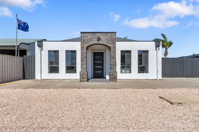 /international/au/46-kadina-road-wallaroo-sa-152193416/