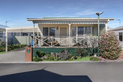 /international/au/17-willow-crescent-kanahooka-nsw-148736944/?lang=de