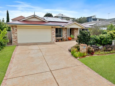 /international/au/12-rachel-place-thornlands-qld-152468700/