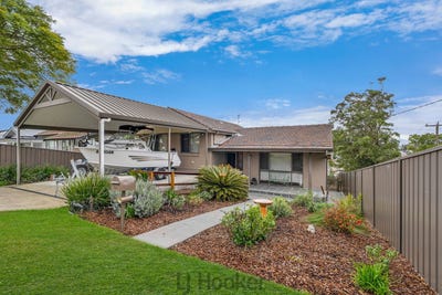 /international/au/1-kenneth-street-kotara-south-nsw-148417956/