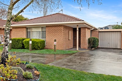 /international/au/6-12-rowlands-street-sebastopol-vic-148636988/?lang=en