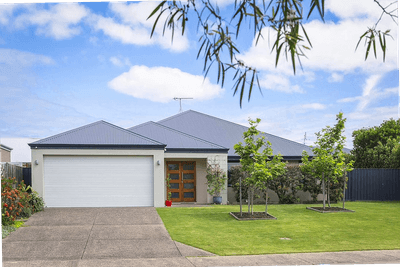 /international/au/16-butterworth-springs-avenue-dunsborough-wa-152685900/