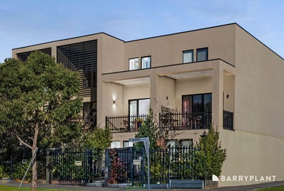 /international/au/81-ulmara-pkwy-maidstone-vic-148448432/