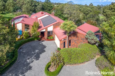 /international/au/56-outawood-rise-gisborne-vic-150982640/