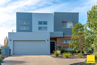 /international/au/17a-cousins-street-strathdale-vic-148151768/