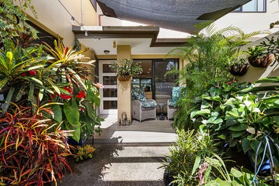 /international/au/36-136-palm-meadows-drive-carrara-qld-151130656/