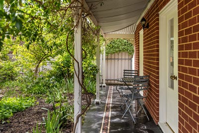 /international/au/3a-oak-drive-oakbank-sa-152567348/
