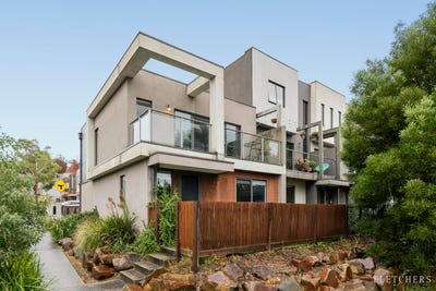 /international/au/2-english-close-mooroolbark-vic-151173368/