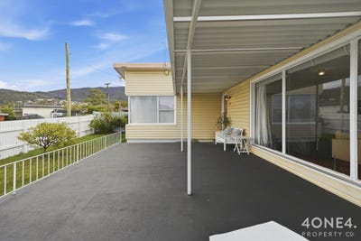 /international/au/16-leighland-road-claremont-tas-151082008/