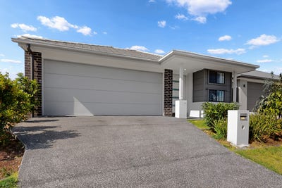 /international/au/28-pinnacles-street-yarrabilba-qld-151399848/