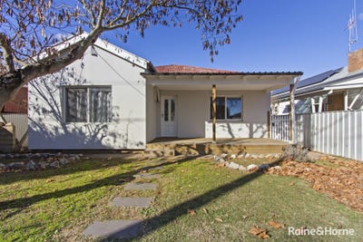 /international/au/113-victoria-street-goulburn-nsw-148204004/