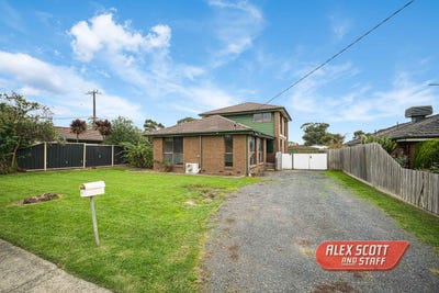 /international/au/104-racecourse-road-pakenham-vic-151356944/