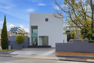 /international/au/55b-sandy-bay-road-battery-point-tas-151104744/