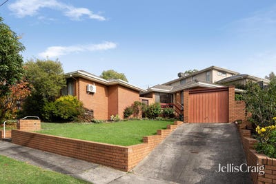 /international/au/4-49-hinkler-road-glen-waverley-vic-151240740/