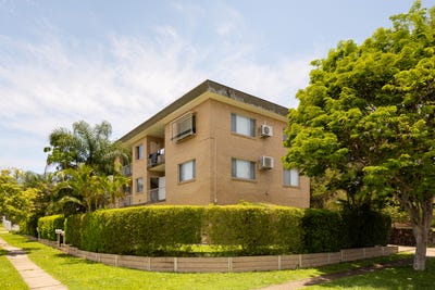 /international/au/4-61-denman-street-greenslopes-qld-151426240/
