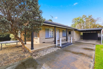 /international/au/2-south-maddingley-road-maddingley-vic-151373772/