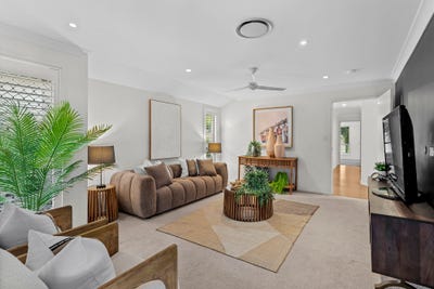 /international/au/4-constellation-crescent-bridgeman-downs-qld-152142572/