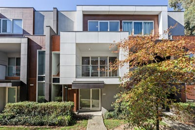 /international/au/10-7-hay-street-box-hill-south-vic-151183844/