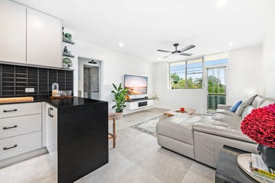 /international/au/4-23-meriton-street-gladesville-nsw-151037428/