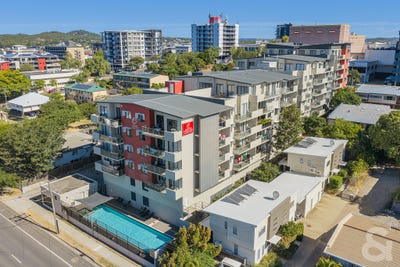 /international/au/602-52-oaka-lane-gladstone-central-qld-151229804/