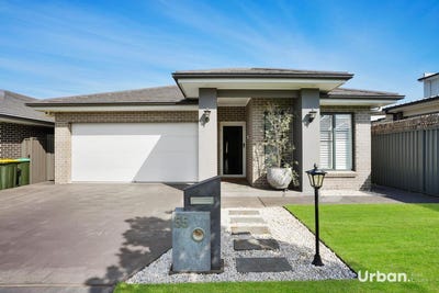 /international/au/55-melanite-street-leppington-nsw-152641724/