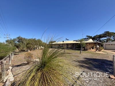 /international/au/71-tulloch-drive-dongara-wa-148363960/