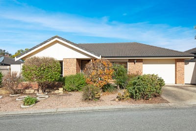 /international/au/unit-3-21-hall-street-port-lincoln-sa-151411548/