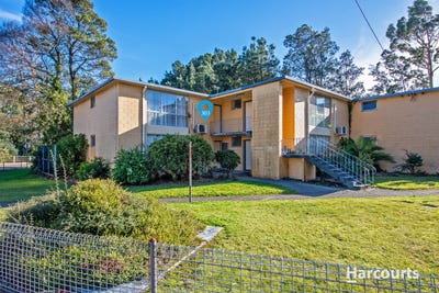 /international/au/303-1-batchelor-street-queenstown-tas-151408812/