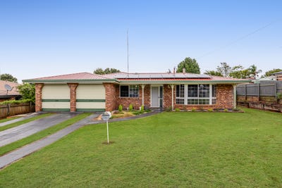 /international/au/9-melway-crescent-harristown-qld-150553448/