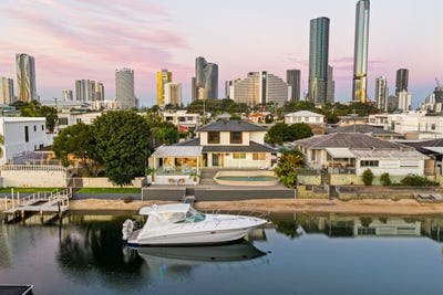 /international/au/5-winterhaven-key-broadbeach-waters-qld-148703664/?lang=en