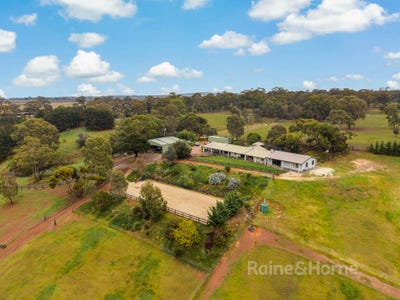 /international/au/450-wildwood-road-wildwood-vic-151248092/