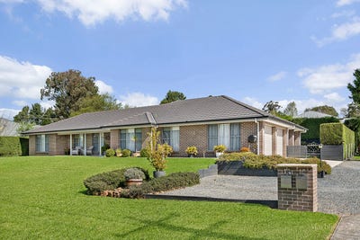 /international/au/1a-wembley-road-moss-vale-nsw-152534892/