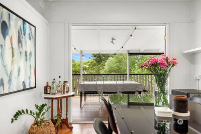 /international/au/29-hobart-avenue-camp-hill-qld-148397000/