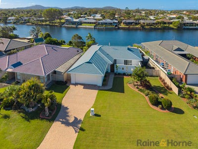 /international/au/23-edinburgh-court-pottsville-nsw-152462380/