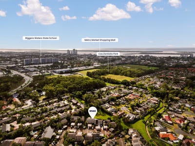 /international/au/27-63-olsen-avenue-labrador-qld-151566108/