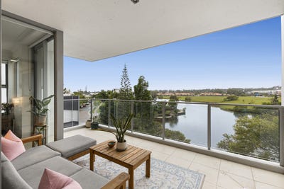 /international/au/221-129-laver-drive-robina-qld-151354164/