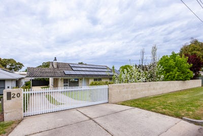 /international/au/20-macdonnell-street-naracoorte-sa-152529628/