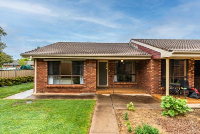 /international/au/4-21-coronation-drive-orange-nsw-152650224/