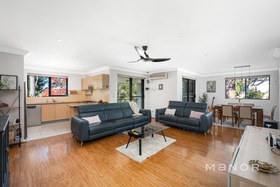 /international/au/40-2-6-sherwin-avenue-castle-hill-nsw-148516372/