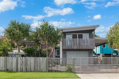 /international/au/111-kingscliff-street-kingscliff-nsw-151179608/