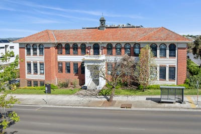 /international/au/g01-312-moorabool-street-geelong-vic-152670940/