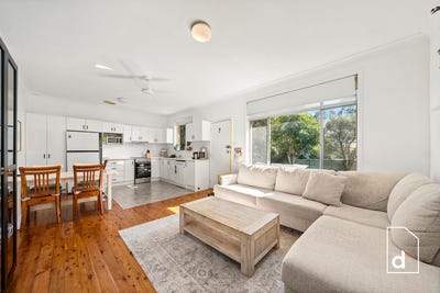 /international/au/3-24-gladstone-street-bellambi-nsw-152342352/