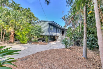 /international/au/11-mckinlay-street-fannie-bay-nt-148645376/