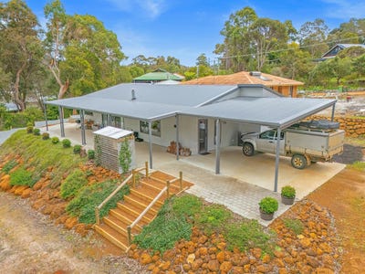 /international/au/1-christina-crescent-denmark-wa-152130972/